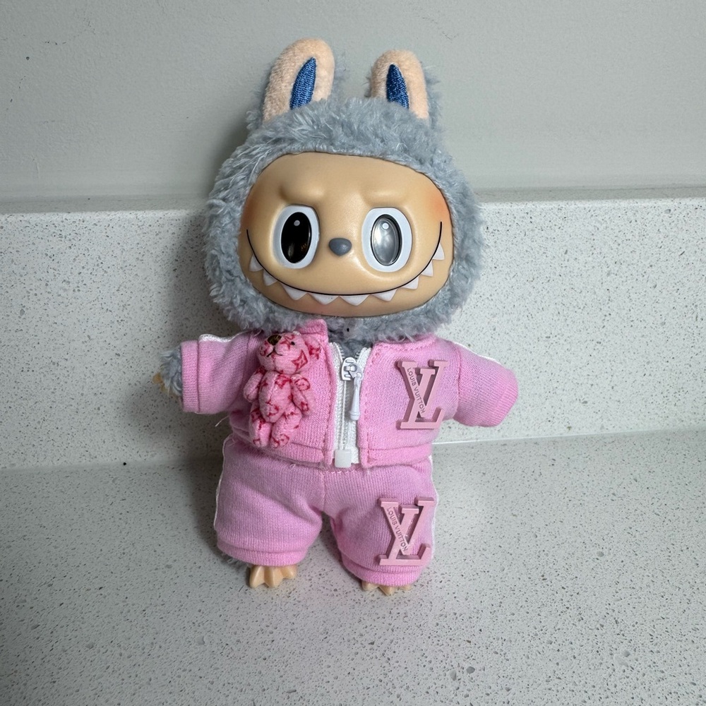 LABUBU FASHION INSPIRED OUTFIT, NEW 🆕